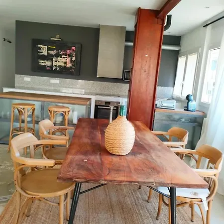 Casa Rosso Apartment